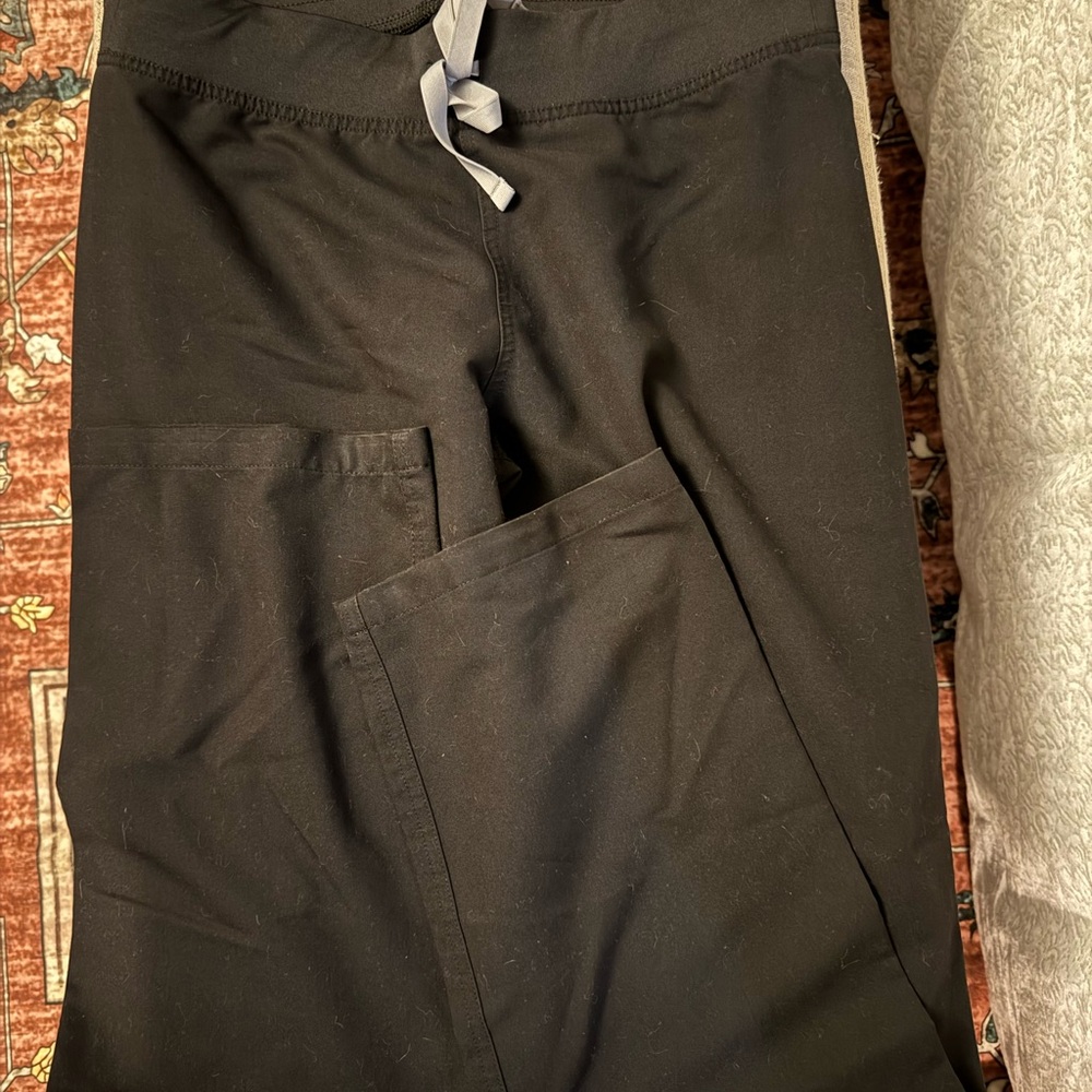 Figs women’s Livingston pants small